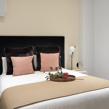 Carretas Apartments Madrid Luaran gambar