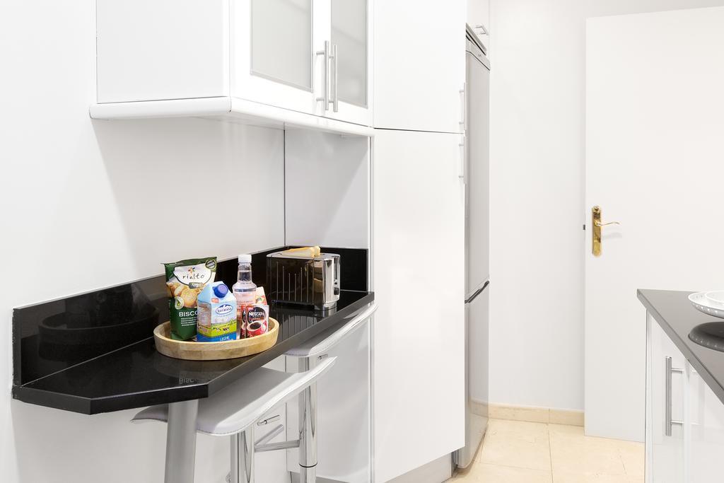 Carretas Apartments Madrid Luaran gambar