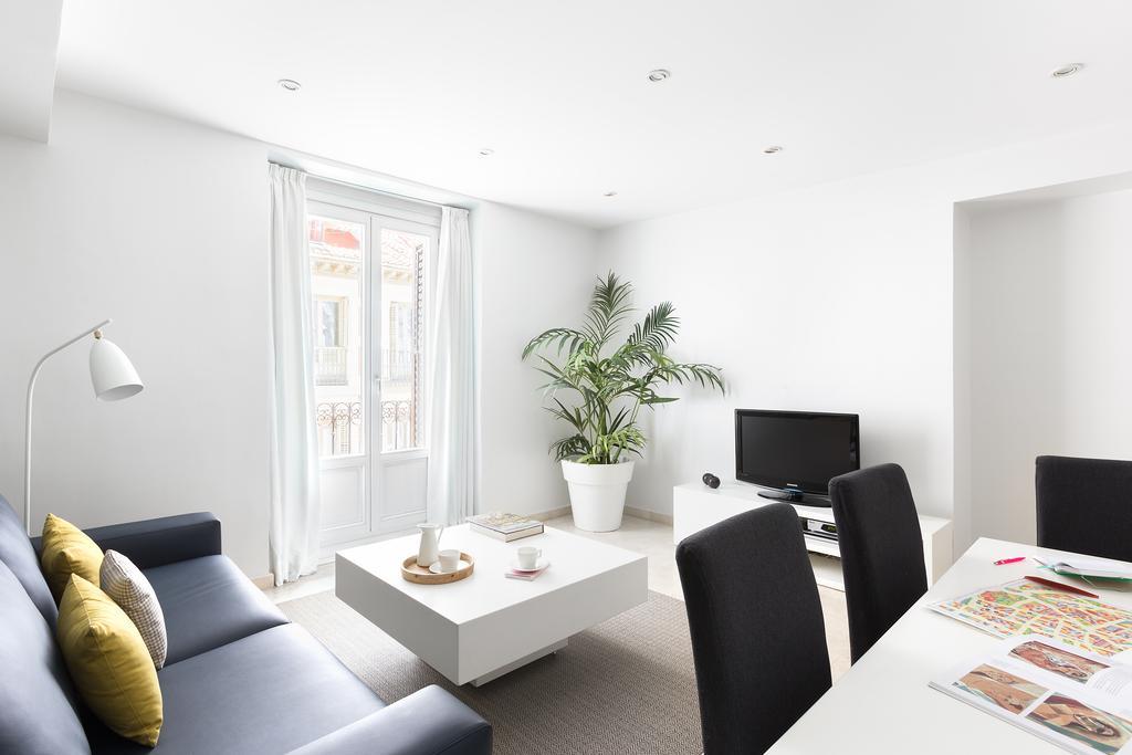 Carretas Apartments Madrid Luaran gambar